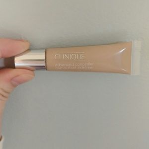 Used clinique concealer. Matte light 01